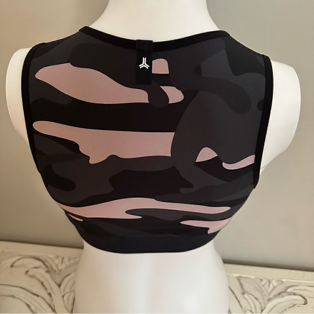 Ultracor Level Knockout Cropped Tank Camo XS - Picture 4 of 7